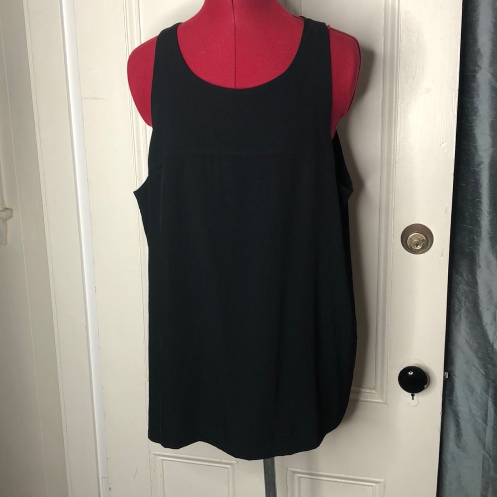 Banana’s Black Sleeveless Triacetate Blouse